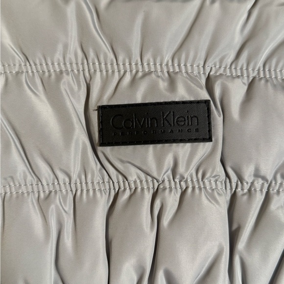 Calvin Klein Light blue and Cream Quilted Vest - Picture 5 of 10